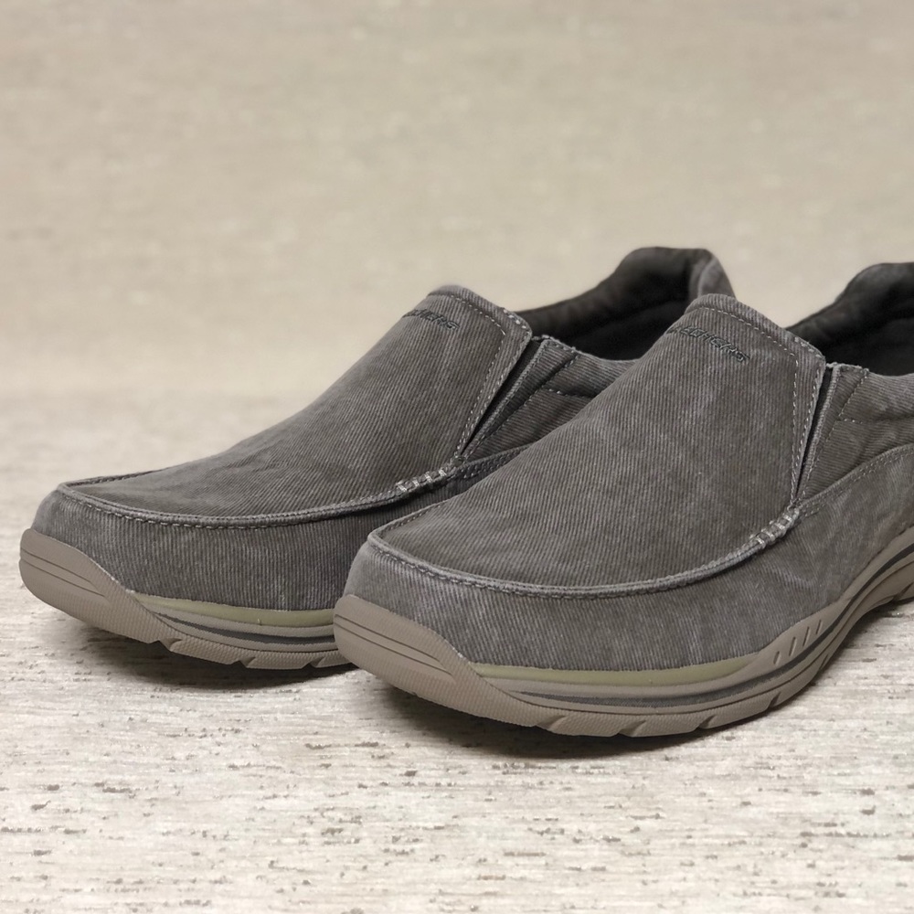 Sketchers Relaxed Fit with memory foam, extra wide